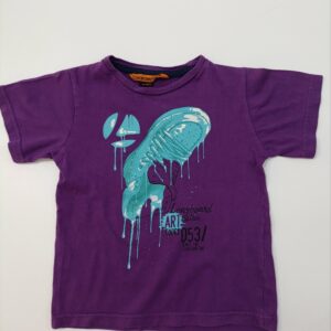 T shirt violet