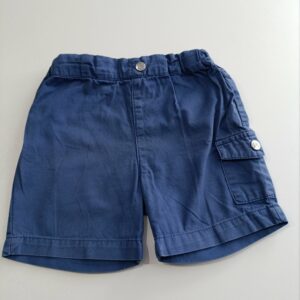 Short bleu